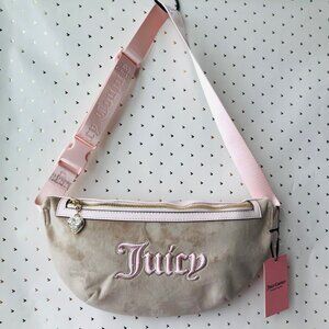 Juicy Couture Queen of everything Fanny  Bag  Cafe/ Powder Blush